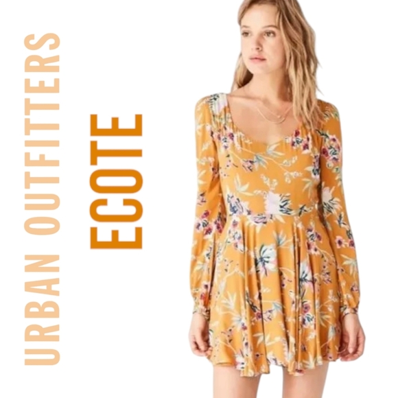 Urban Outfitters Ecote Rosalinda Multifloral Minidress Fit & Flare Side Zip Sz 6 - Picture 1 of 14